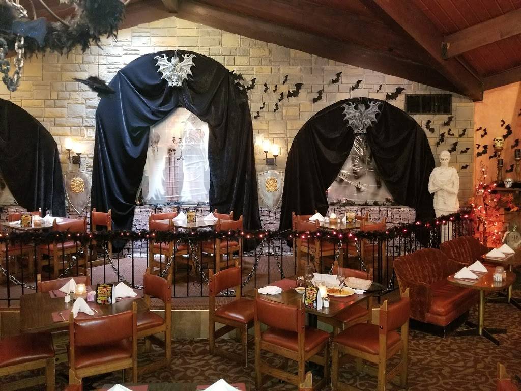 Cervantes Restaurant & Lounge | restaurant | 5801 Gibson Blvd SE, Albuquerque, NM 87108, USA | 5052622253 OR +1 505-262-2253