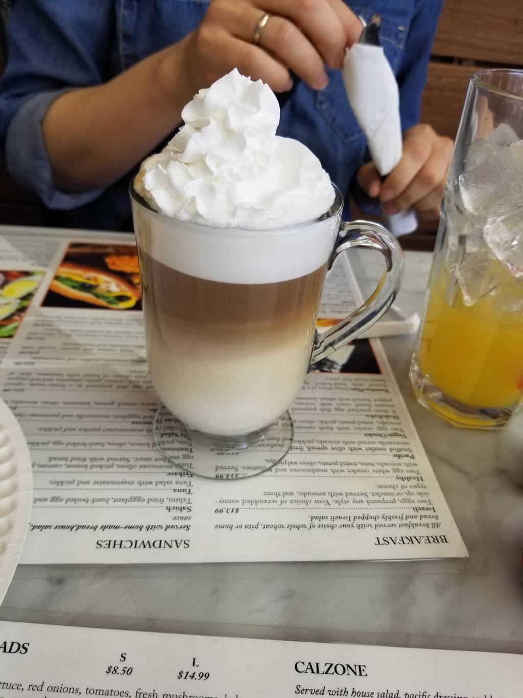 Pacific Kosher Express | restaurant | 19907 Ventura Blvd, Woodland Hills, CA 91364, USA | 8185644385 OR +1 818-564-4385