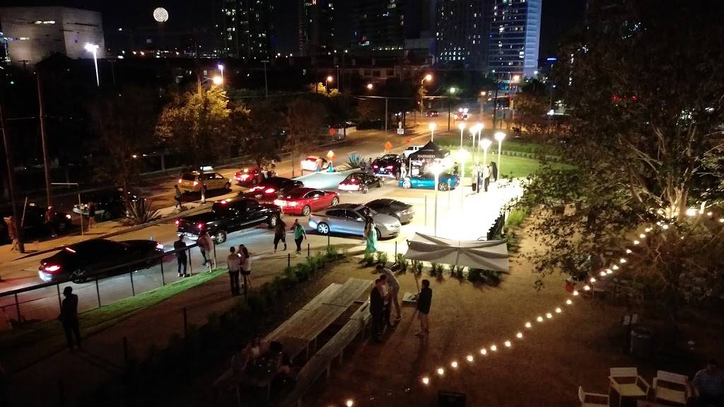 Happiest Hour | restaurant | 2616 Olive St, Dallas, TX 75201, USA | 9725280067 OR +1 972-528-0067