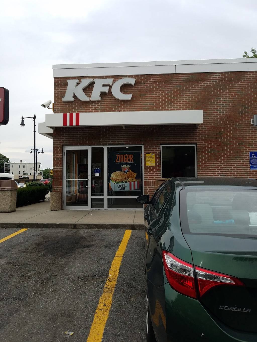 KFC | restaurant | 695 Columbia Rd, Dorchester, MA 02125, USA | 6172822068 OR +1 617-282-2068