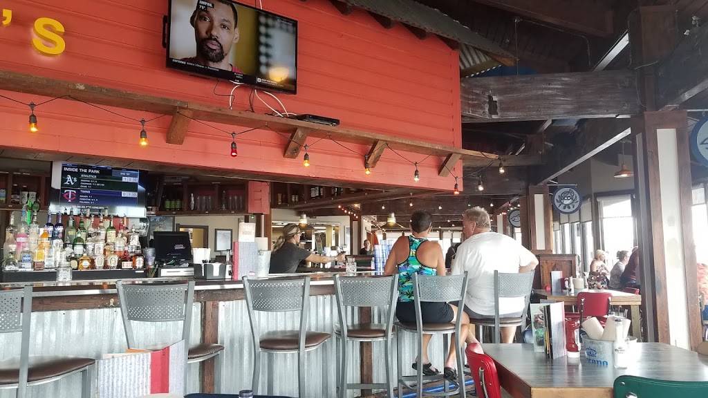 Joes Crab Shack | restaurant | 2024 W First St, Fort Myers, FL 33901, USA | 2393321881 OR +1 239-332-1881