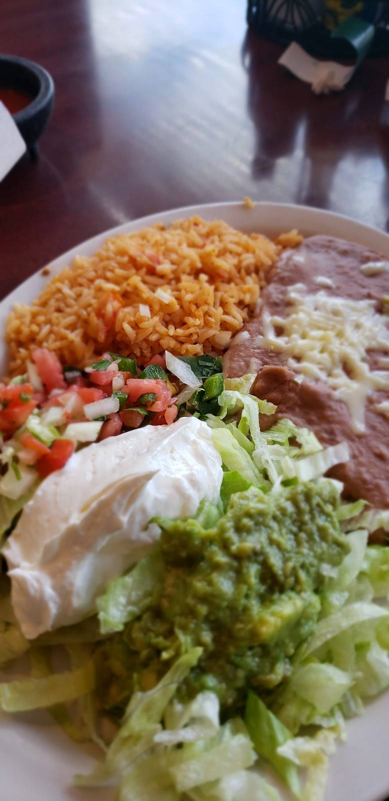 El Nopal | restaurant | 6521 Paramount Park Dr, Louisville, KY 40213, USA | 5029689836 OR +1 502-968-9836