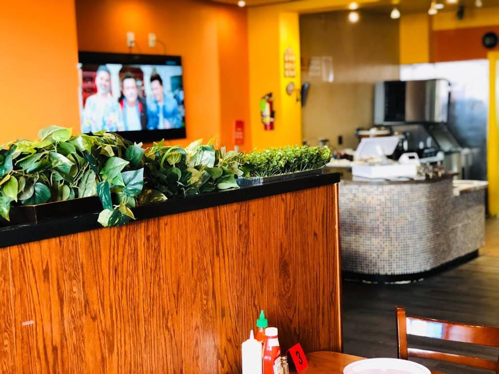 Grill N Curry | restaurant | 1033 Irving St, San Francisco, CA 94122, USA | 4159417309 OR +1 415-941-7309