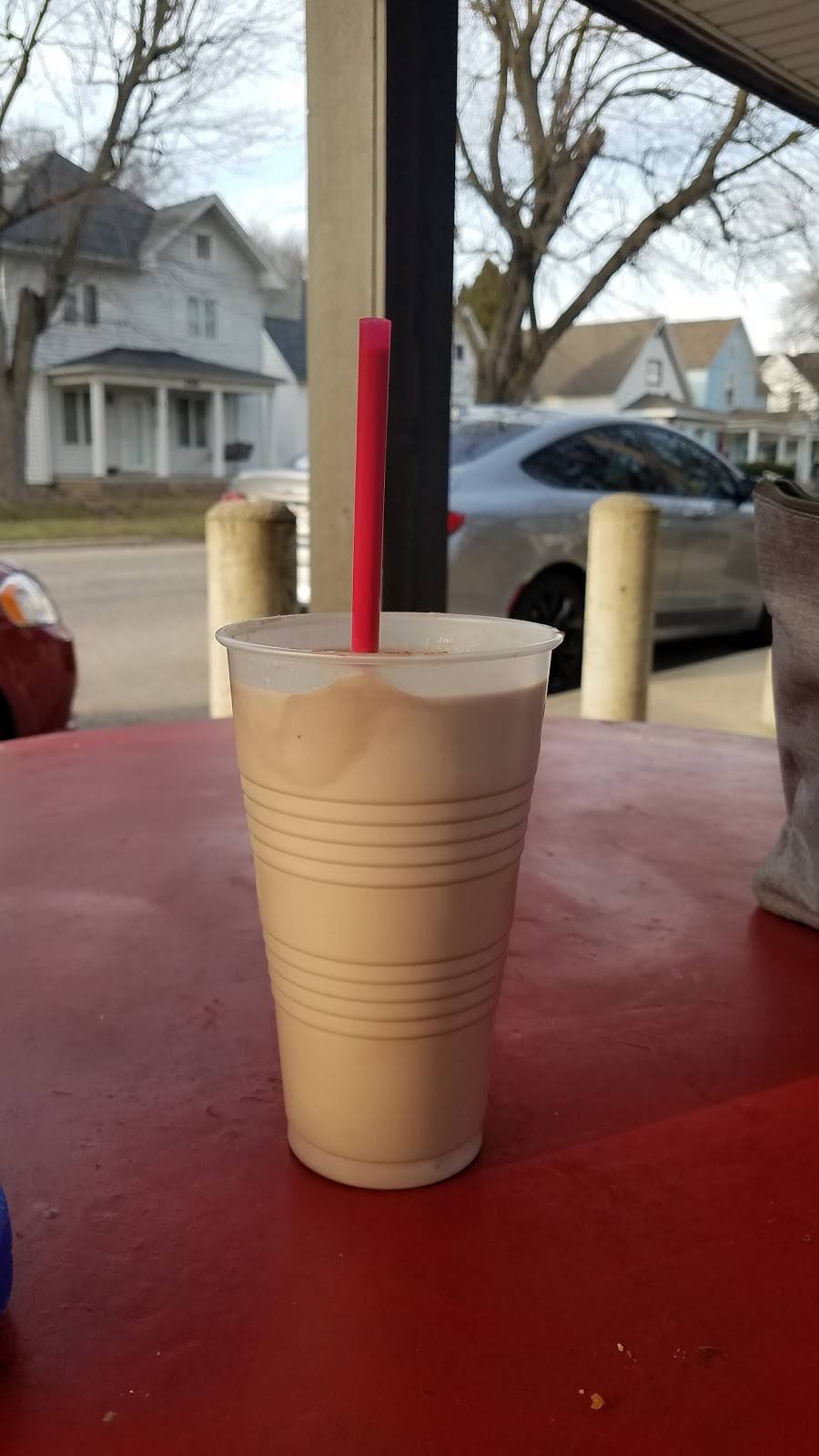 East End Double Dip | restaurant | 451 E Main St, Peru, IN 46970, USA | 7654723436 OR +1 765-472-3436