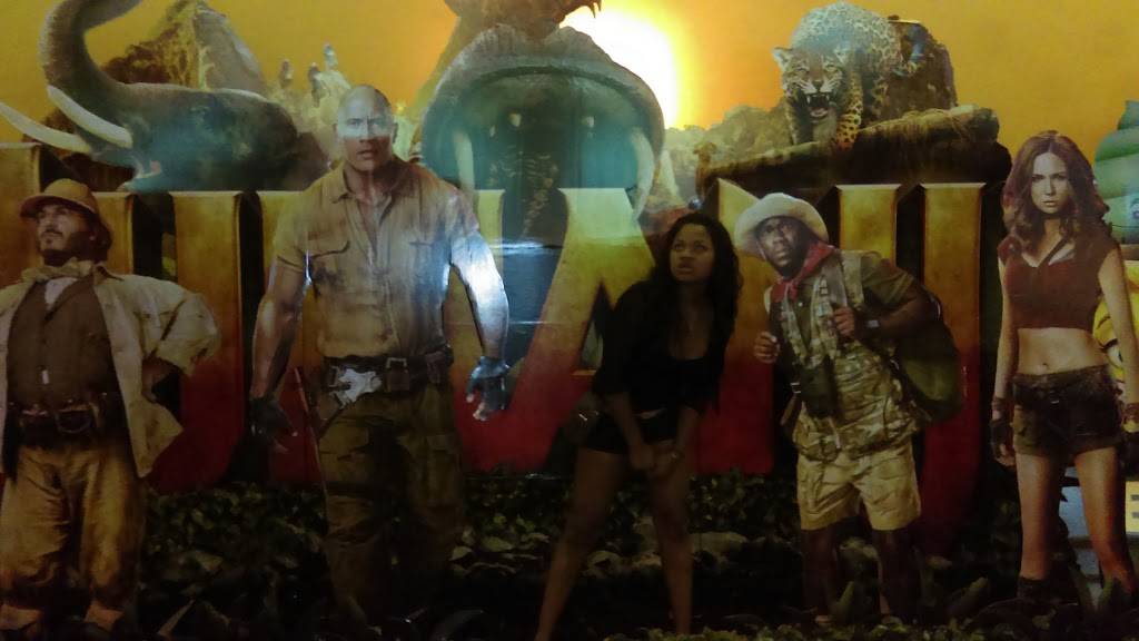 Century 10 Downtown | meal takeaway | 555 E Main St, Ventura, CA 93001, USA | 8056416555 OR +1 805-641-6555