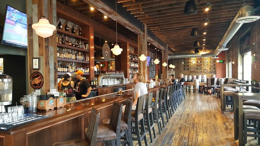 Gaslamp Tavern | restaurant | 868 Fifth Ave, San Diego, CA 92101, USA | 6192393339 OR +1 619-239-3339