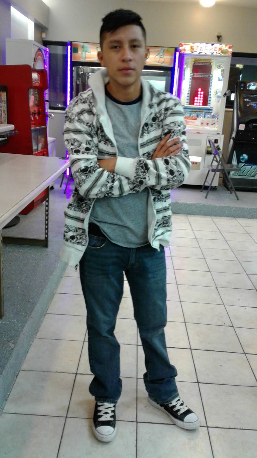 Subway | restaurant | 11943 Hamilton Ave, Cincinnati, OH 45231, USA | 5136747827 OR +1 513-674-7827