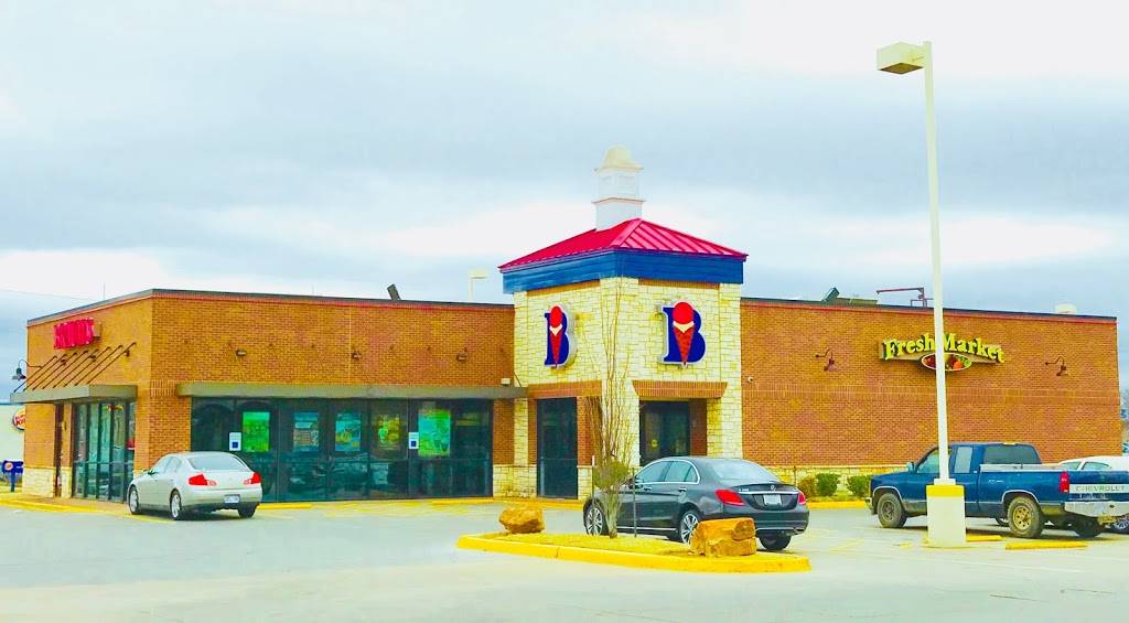 Braums Ice Cream & Burger Restaurant | restaurant | 10934 S Memorial Dr, Tulsa, OK 74133, USA | 9183697878 OR +1 918-369-7878