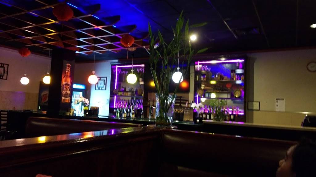 Rose Garden Asian Bistro | restaurant | 6090 Shingle Creek Pkwy, Brooklyn Center, MN 55430, USA | 7635607000 OR +1 763-560-7000