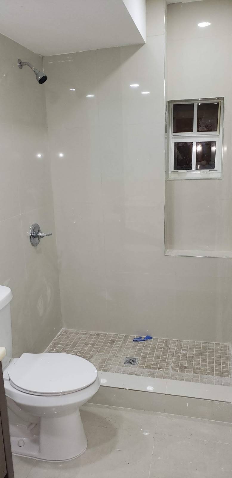 Bigote Cafeteria | restaurant | 3400 NW 32nd Ave, Miami, FL 33142, USA | 3056358515 OR +1 305-635-8515