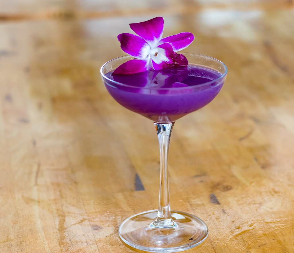 86 Forks Bar + Table | restaurant | 11b Palafox Pl, Pensacola, FL 32502, USA | 8506077336 OR +1 850-607-7336