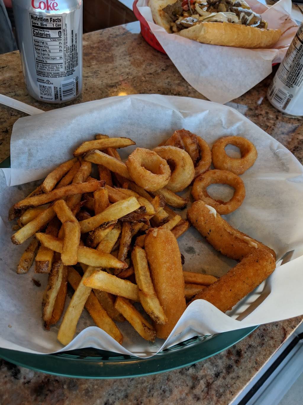 Johnnys Grill | restaurant | 5313 Lincoln Ave, Skokie, IL 60077, USA | 8476744067 OR +1 847-674-4067