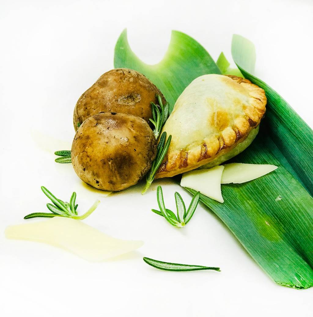 Empanadas Market | restaurant | 1110 Westbriar Dr, Henrico, VA 23238, USA | 8045161065 OR +1 804-516-1065