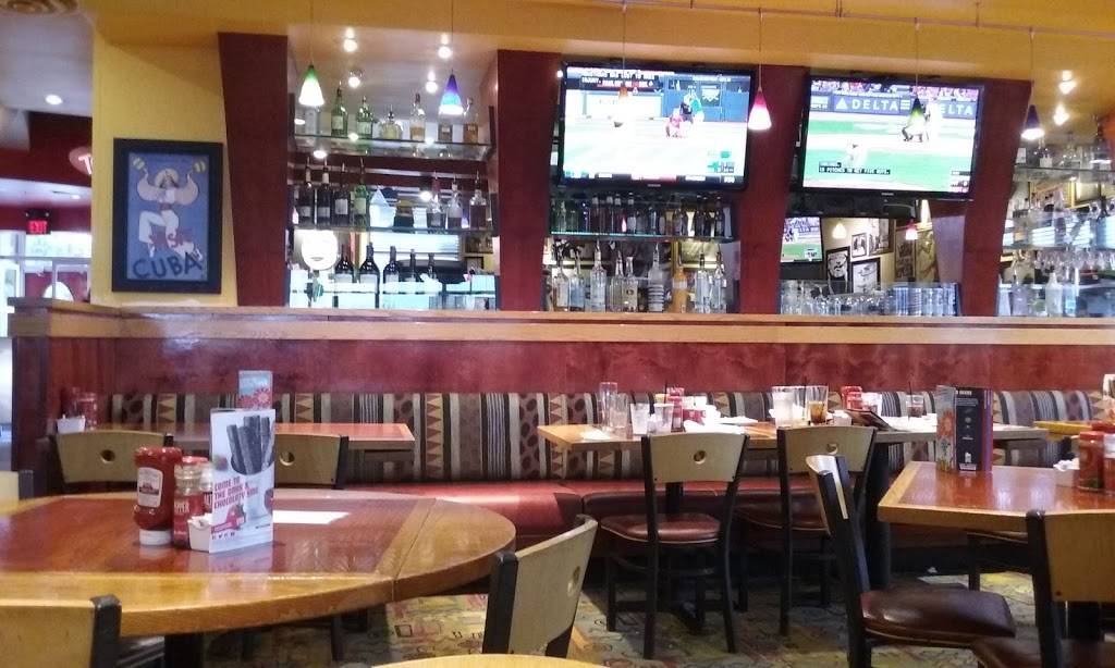 Red Robin Gourmet Burgers and Brews | restaurant | 3195 28th St SE, Kentwood, MI 49512, USA | 6169571430 OR +1 616-957-1430