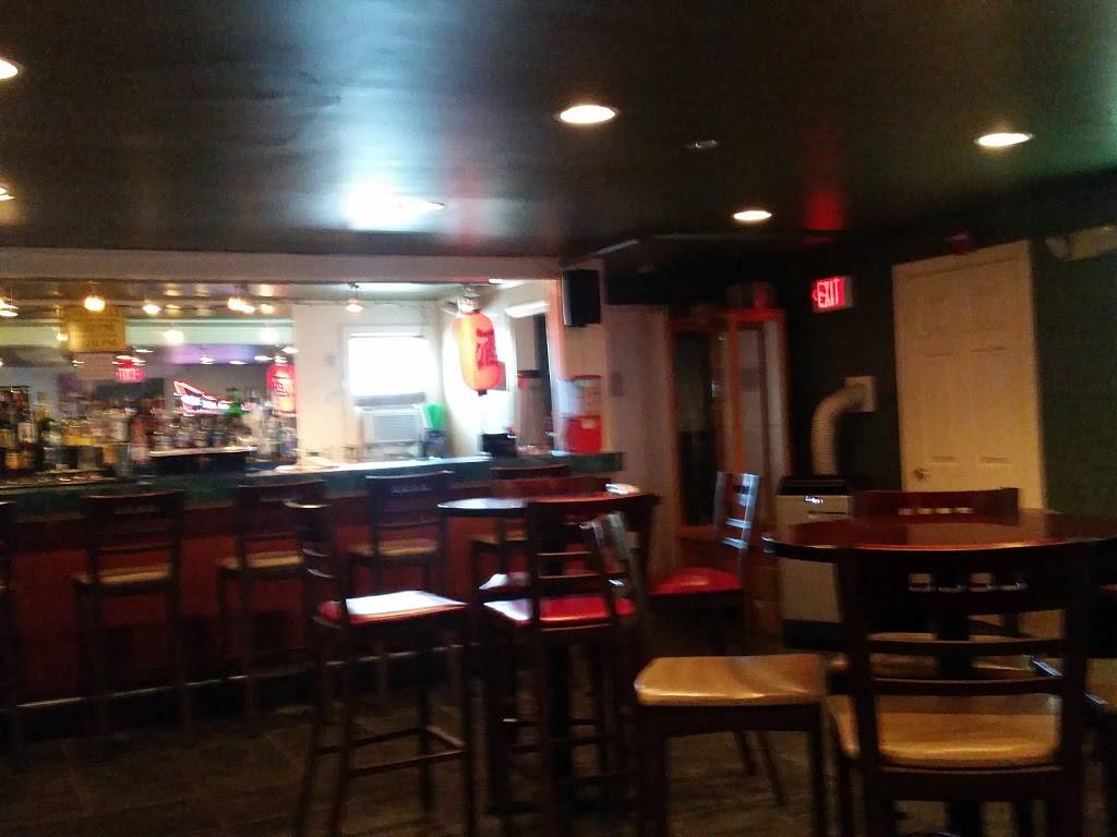 Gin Gin | restaurant | 3 Main St, Henniker, NH 03242, USA | 6034283818 OR +1 603-428-3818