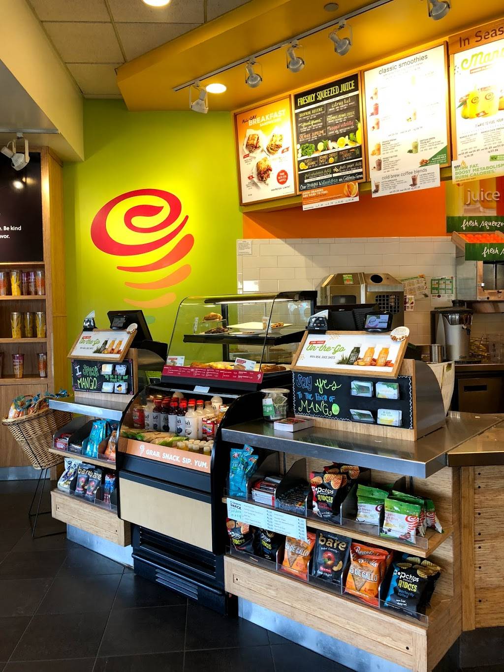 Jamba Juice | restaurant | 5060 N Palm Ave, Fresno, CA 93704, USA | 5592274355 OR +1 559-227-4355