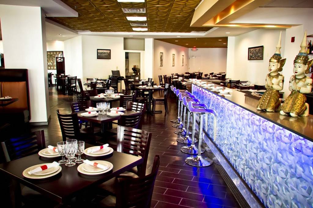 Sawatdee Thai Restaurant | restaurant | 2250 Clarendon Blvd, Arlington, VA 22201, USA | 7032438181 OR +1 703-243-8181