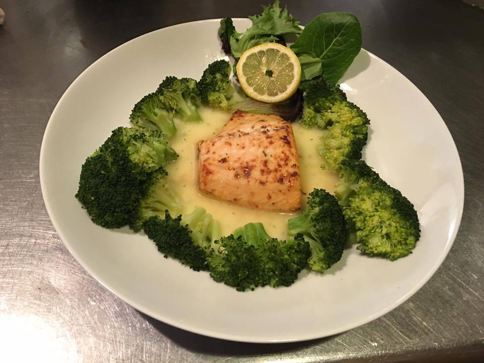 Vitarellis Pizza & Restaurant | meal takeaway | 1250 Kings Hwy N, Cherry Hill, NJ 08034, USA | 8564299088 OR +1 856-429-9088