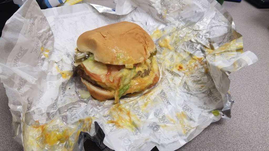 Sonic Drive-In | restaurant | 5963 W Main St, Houma, LA 70364, USA | 9855804805 OR +1 985-580-4805