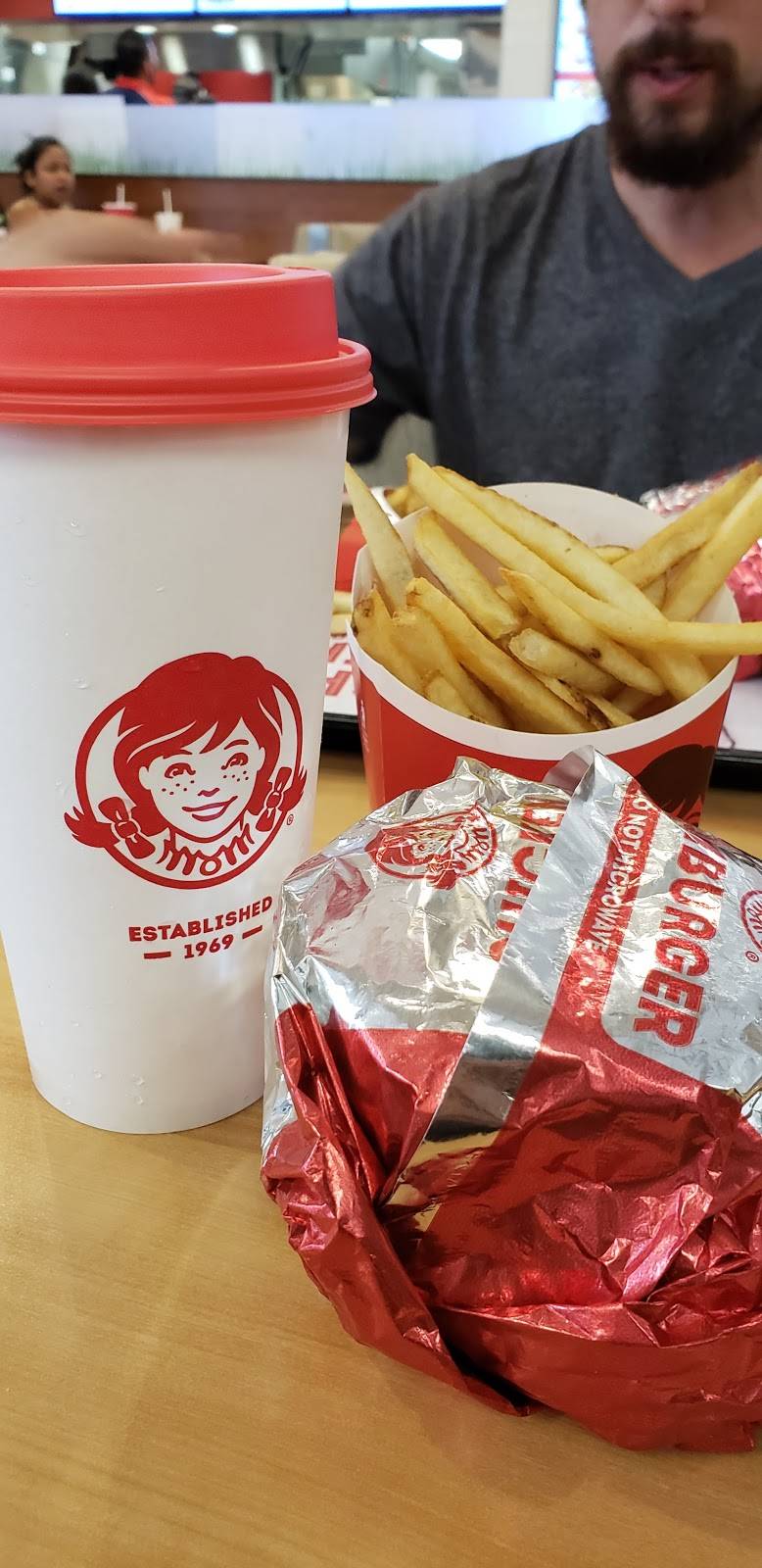 Wendys | restaurant | 1050 McCoy Rd, Orlando, FL 32809, USA | 4072408014 OR +1 407-240-8014