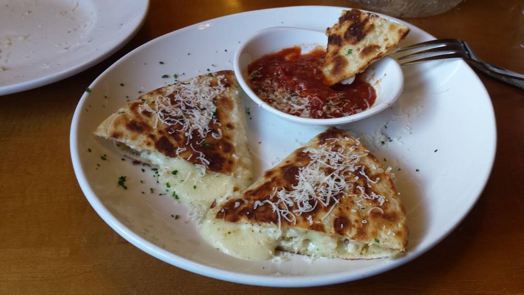 Olive Garden Italian Restaurant | meal takeaway | 17410 Valley Mall Rd, Hagerstown, MD 21740, USA | 3015820408 OR +1 301-582-0408