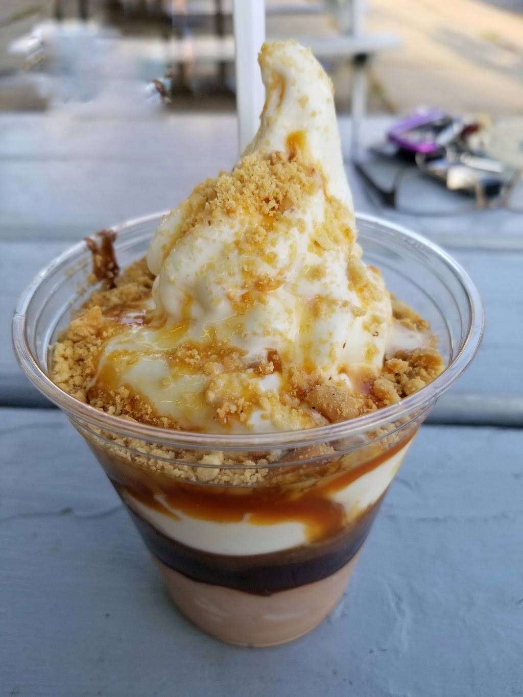 Tiajuana Crossing | restaurant | 286 W 6th St, Richland Center, WI 53581, USA | 6086478771 OR +1 608-647-8771