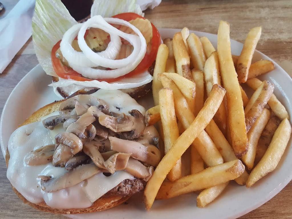 Smittys Smokehouse & Grill | restaurant | 12830 US-301, Dade City, FL 33525, USA | 3525232007 OR +1 352-523-2007