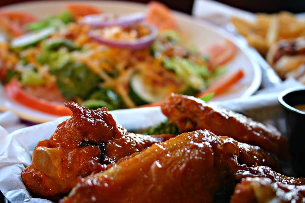 Coconutz Sportz Bar | restaurant | 40 Folly Field Rd, Hilton Head Island, SC 29928, USA | 8438420043 OR +1 843-842-0043