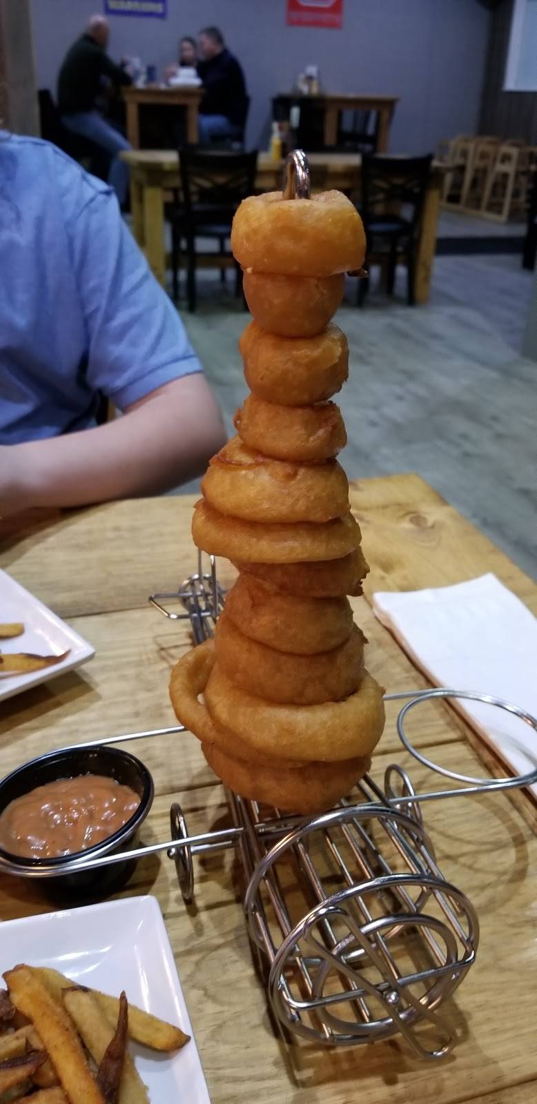 Horseshoe Burger Company | restaurant | 1349 Park Ave W, Ontario, OH 44906, USA | 4197098755 OR +1 419-709-8755