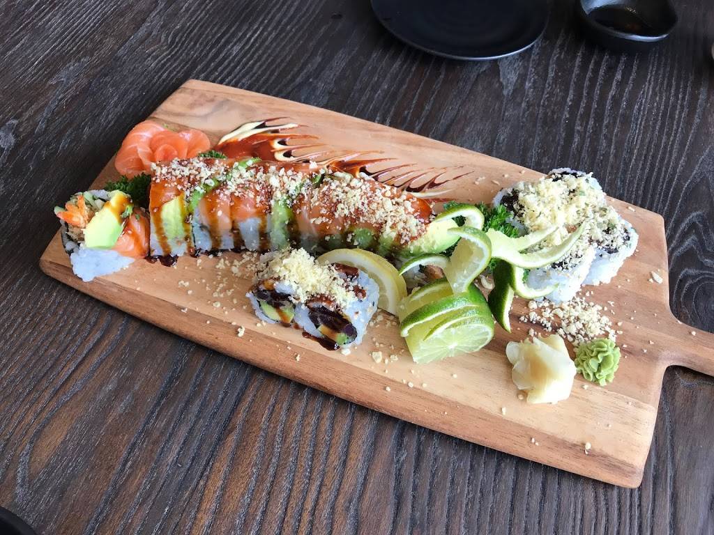 Roll Roll | meal takeaway | 162 Wortley Rd, London, ON N6C 3P7, Canada | 4168065920 OR +1 416-806-5920