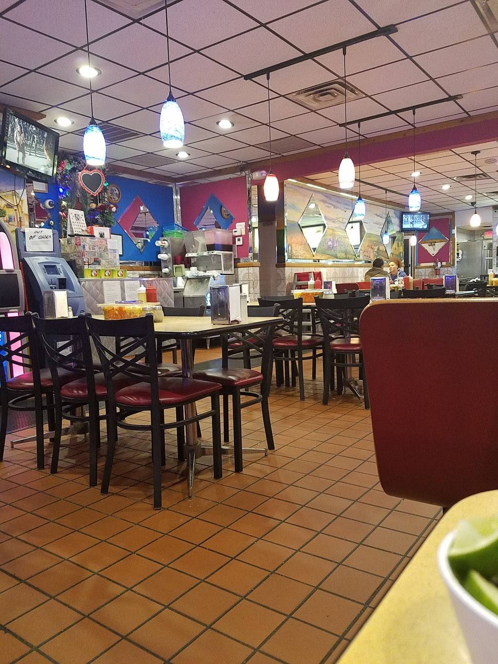 Taqueria Los Comales | restaurant | 1306 S Cesar E Chavez Dr, Milwaukee, WI 53204, USA | 4143846101 OR +1 414-384-6101