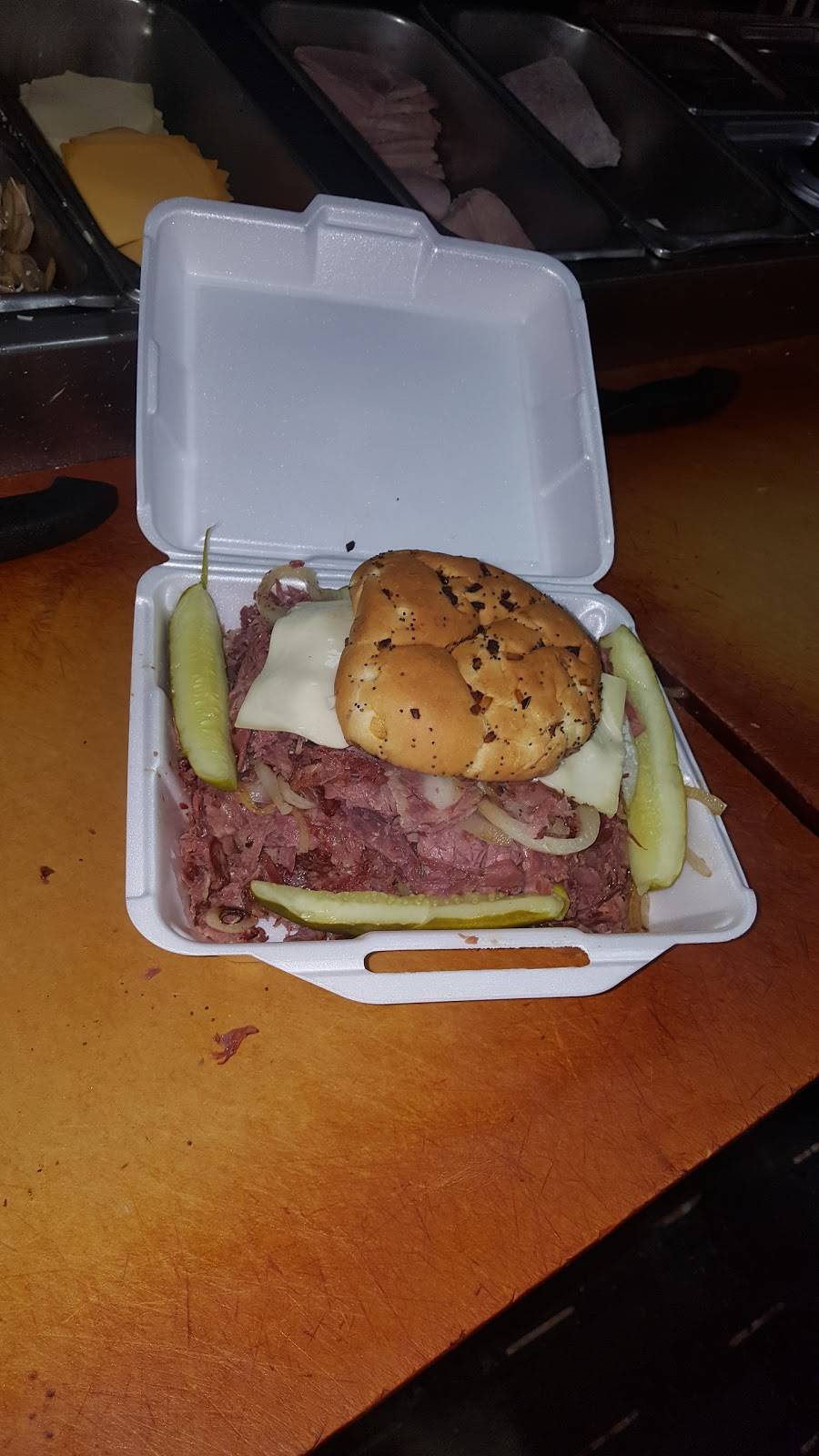 Royal Grill | restaurant | 9850 Livernois, Detroit, MI 48204, USA | 3138341300 OR +1 313-834-1300