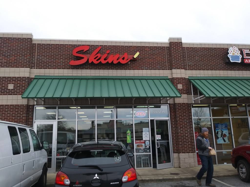 Skins Hotdogs | restaurant | 620 Congaree Rd A, Greenville, SC 29607, USA | 8642347005 OR +1 864-234-7005