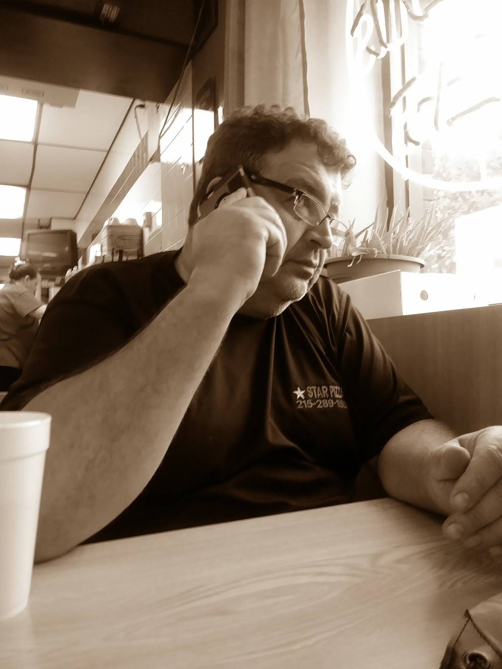 Star Pizza | restaurant | 5801 Torresdale Ave, Philadelphia, PA 19135, USA | 2152891150 OR +1 215-289-1150