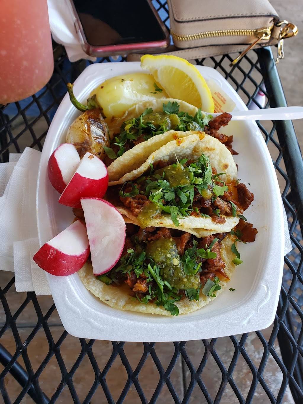 Taqueria 2 Potrillos | restaurant | 403 S D St, Perris, CA 92570, USA | 9514430888 OR +1 951-443-0888