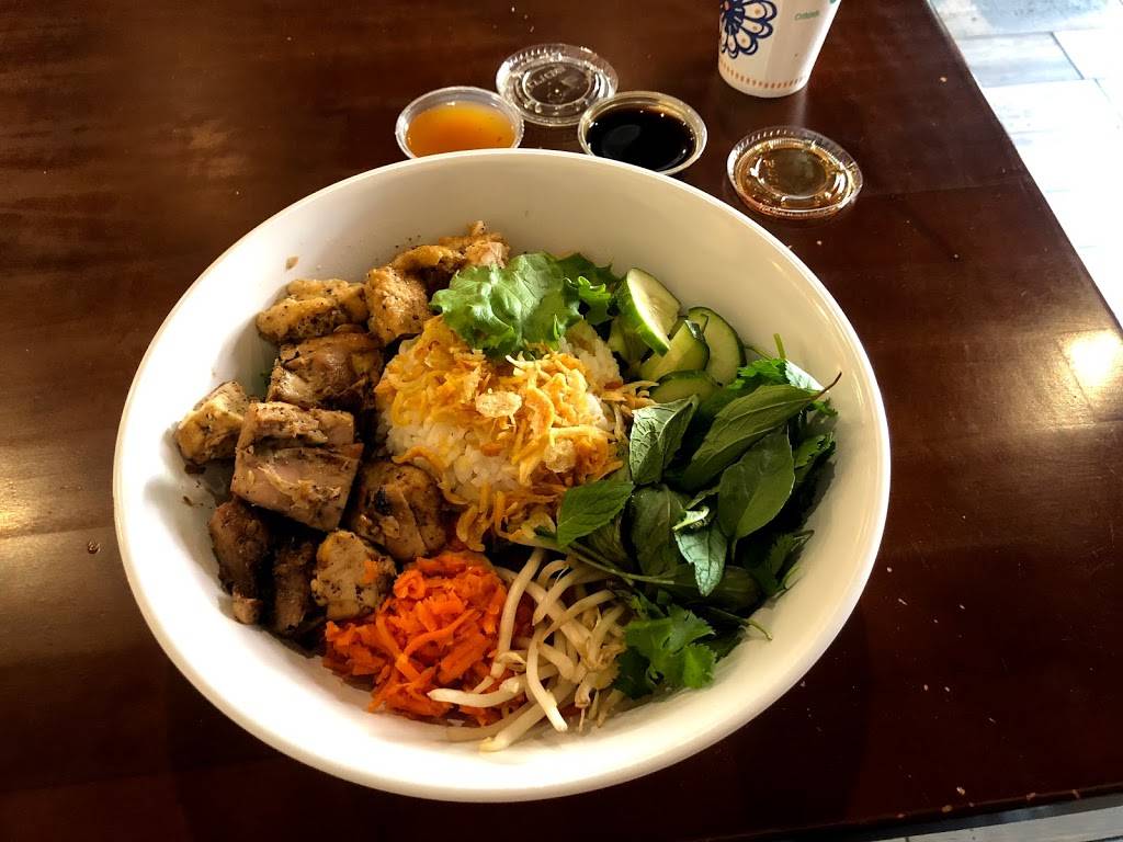 Green Leaf Asian Bistro & Café | cafe | 865 Middlefield Rd, Redwood City, CA 94063, USA | 6503695323 OR +1 650-369-5323