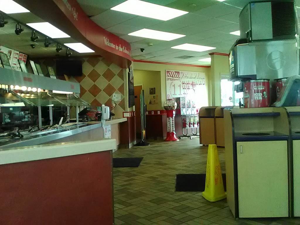 KFC | restaurant | 1192 W Broad St, Dunn, NC 28334, USA | 9108926189 OR +1 910-892-6189