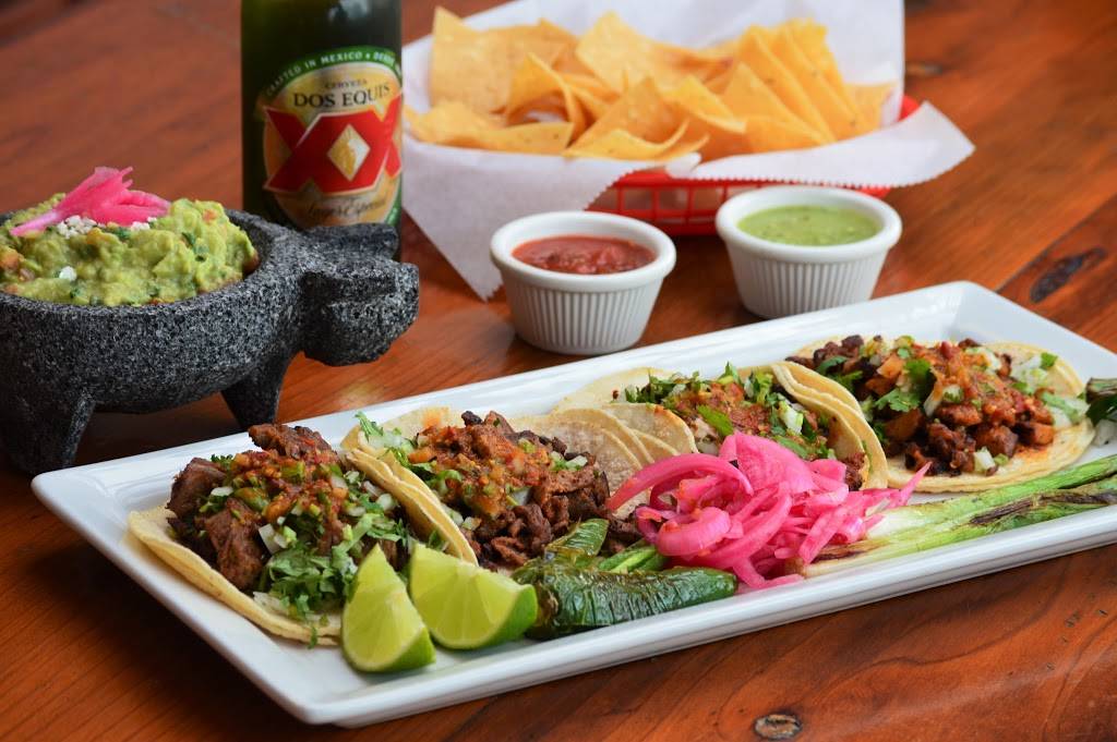 Del Valle Mexican Restaurant | restaurant | 2000 Sebastopol Rd, Santa Rosa, CA 95407, USA | 7075951081 OR +1 707-595-1081