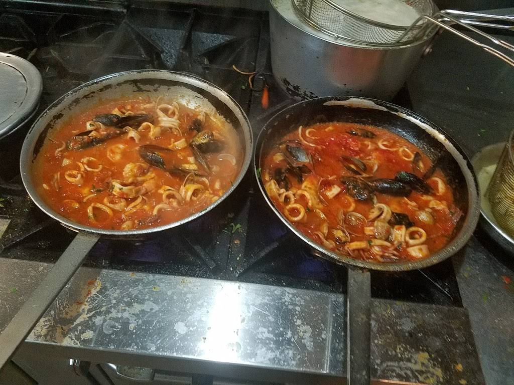 Javis Burritos | restaurant | 544 Crescent Blvd, Glen Ellyn, IL 60137, USA | 6304740980 OR +1 630-474-0980