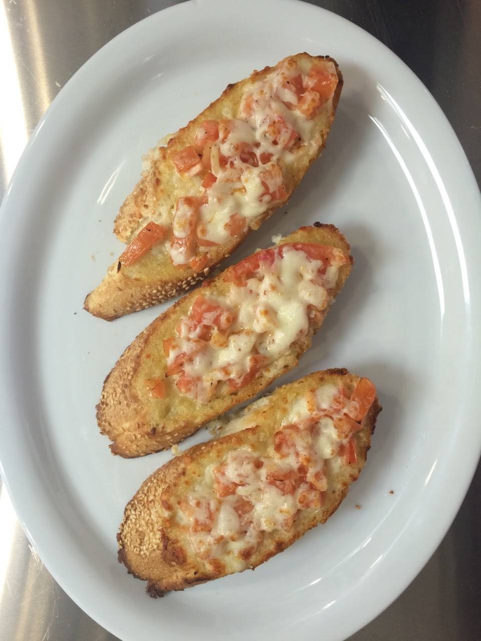 Crown Pizza | restaurant | 2901 Markham Rd #20, Scarborough, ON M1X 0B6, Canada | 4162910001 OR +1 416-291-0001