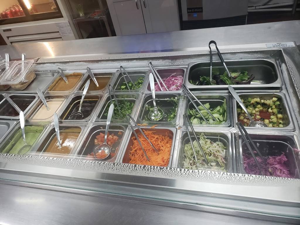 Grill Counter | restaurant | 918 S Central Ave, Compton, CA 90220, USA | 3109338454 OR +1 310-933-8454