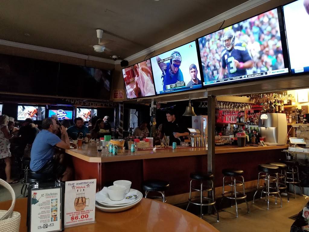 J.King Neptunes Restaurant | restaurant | 17115 Pacific Coast Hwy, Sunset Beach, CA 90742, USA | 5625924878 OR +1 562-592-4878