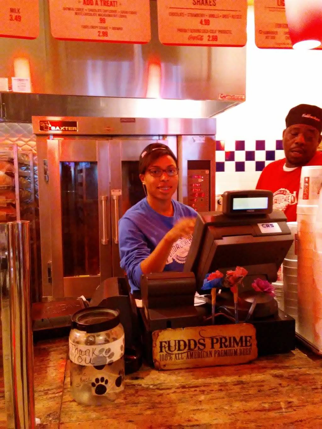 Fuddruckers | restaurant | 8000 E Texas St, Bossier City, LA 71111, USA | 3187428158 OR +1 318-742-8158