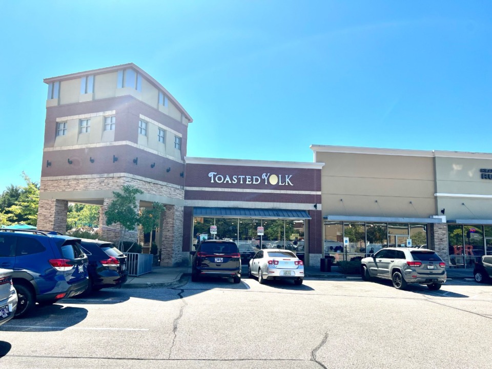 The Toasted Yolk Cafe- Germantown | restaurant | 9087 Poplar Ave Suite 111, Germantown, TN 38138, USA | 9017797731 OR +1 901-779-7731