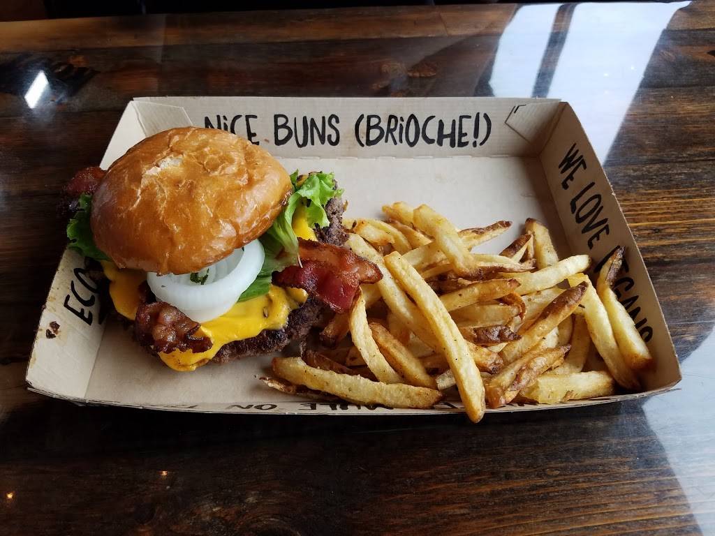 Twisted Root Burger Co. | restaurant | 253 W Church St, Lewisville, TX 75057, USA | 2144583553 OR +1 214-458-3553