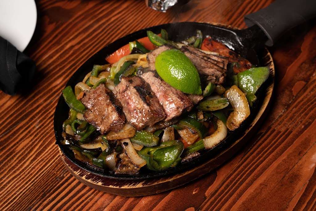 MADERA KITCHEN OF MEXICO | restaurant | 1250 S Santa Fe Ave, Vista, CA 92084, USA | 7608840429 OR +1 760-884-0429