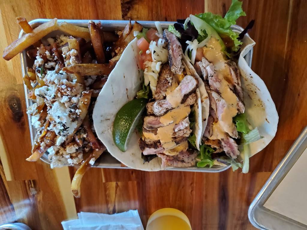 Decent People Taproom | restaurant | 5140 River Club Dr #120, Suffolk, VA 23435, USA | 7579771211 OR +1 757-977-1211