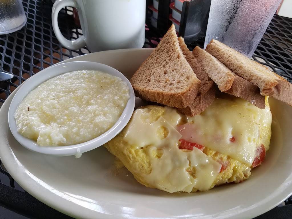 Café Navarre | restaurant | 800 Navarre Ave, New Orleans, LA 70124, USA | 5044838828 OR +1 504-483-8828