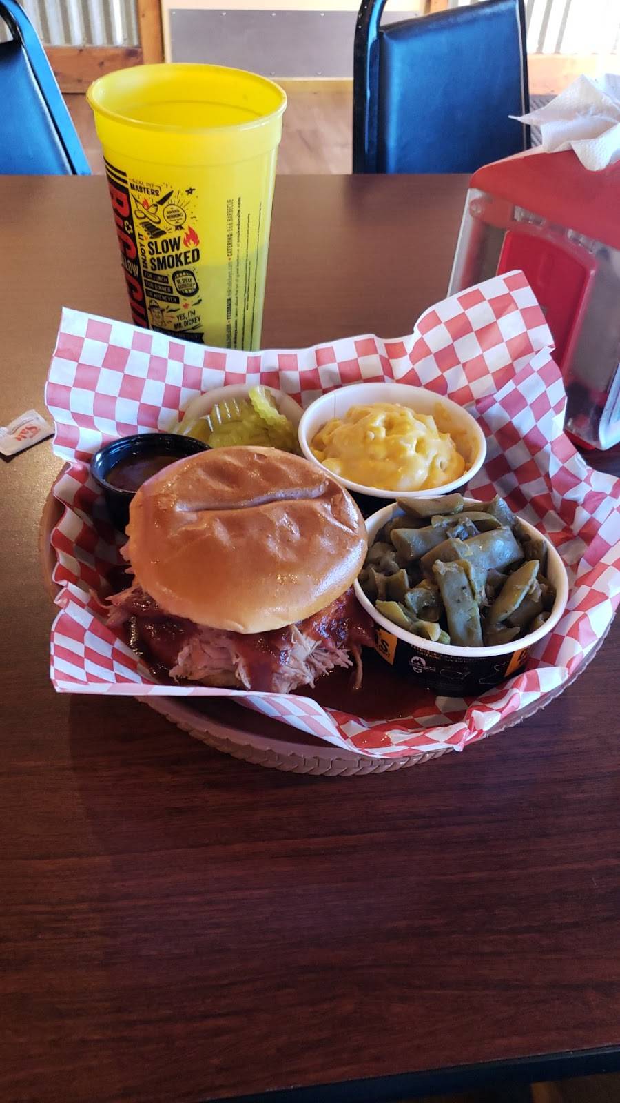 Dickeys Barbecue Pit | restaurant | 8715 Sheridan Boulevard, Westminster, CO 80003, USA | 3038470860 OR +1 303-847-0860