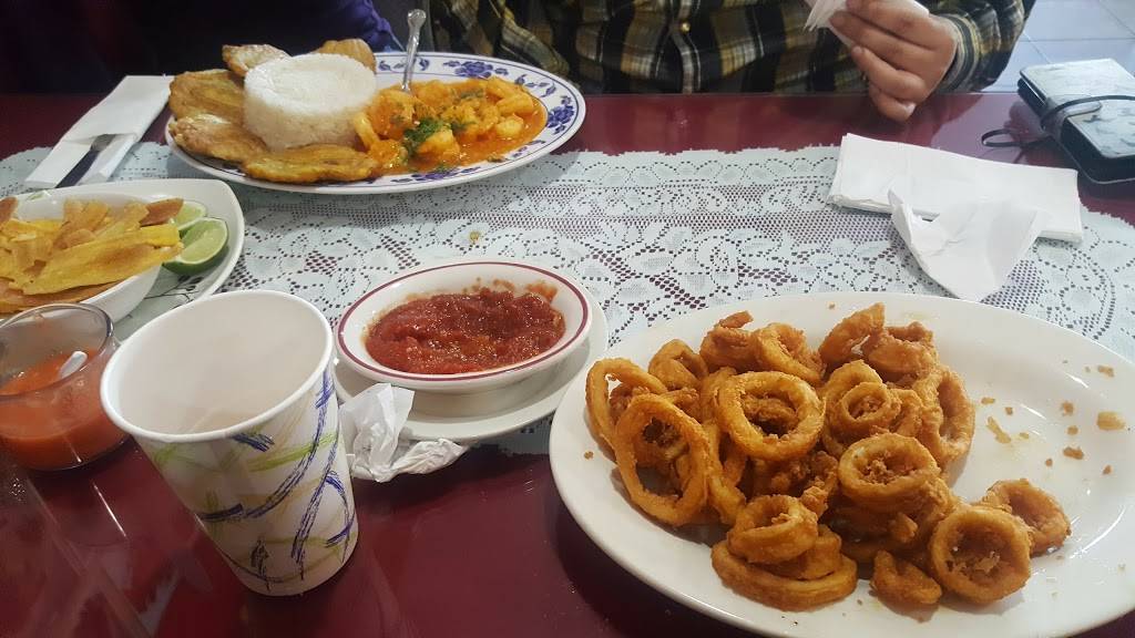 Castle Sports Bar & Restaurant | restaurant | 189 Bloomfield Ave, Newark, NJ 07104, USA | 9734971100 OR +1 973-497-1100